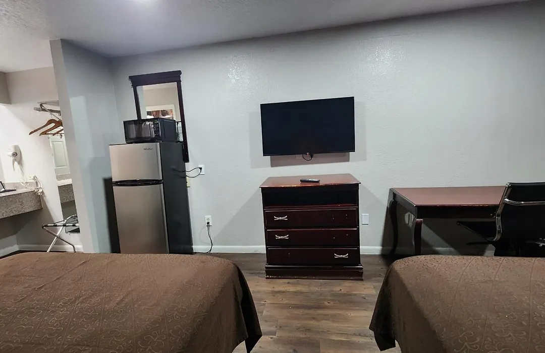 Express Inn Hobby Airport-1